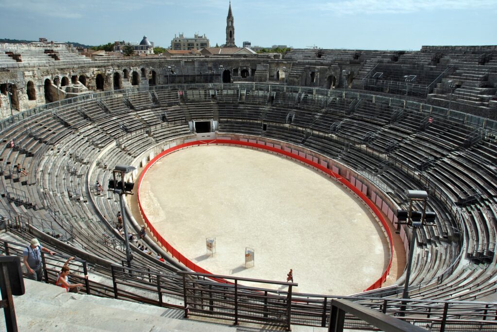 Visiter le Gard, Visite Guidée de Nîmes, Visite Guidée Nîmes, Visiter Nîmes, Guide Nîmes, Guide Conférencier Nîmes