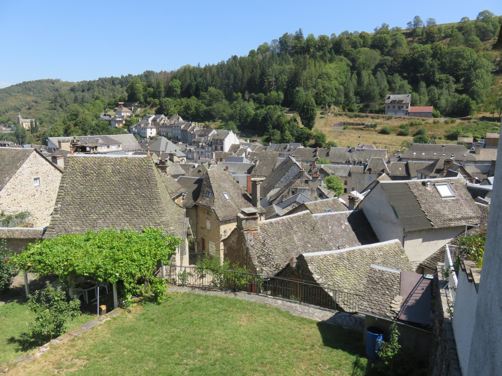 Guide Chaudes Aigues***   Visite Privée (2h)   Guides De France