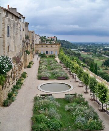 Lauris Luberon, Guide Lauris, Visiter Luberon, Guide Luberon