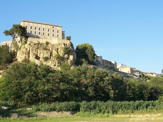 Lauris Luberon, Guide Lauris, Visiter Luberon, Guide Luberon