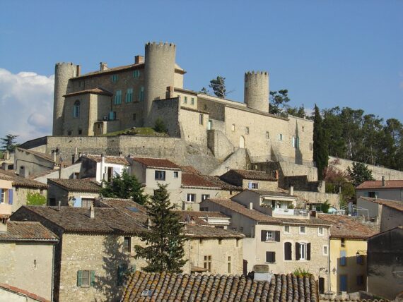 Visite de Mirabeau, Guide Luberon, Tourisme Luberon