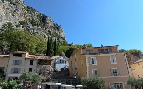 Visiter Moustiers Sainte Marie